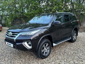 SUV или внедорожник Toyota Fortuner 2017 года, 3100000 рублей, Москва