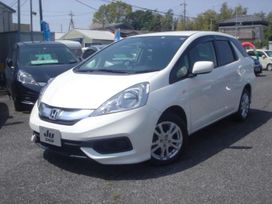  Honda Fit Shuttle 2014 , 690000 , 