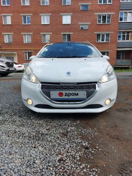  Peugeot 208 2013 , 960000 , 