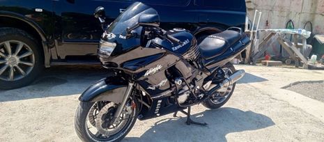 -  Kawasaki ZZR 400 2 2003 , 280000 , 