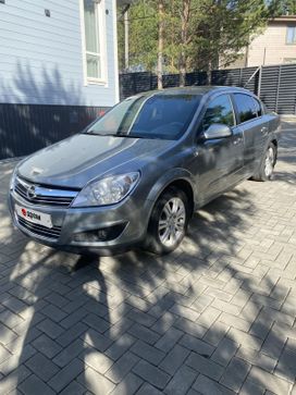  Opel Astra 2011 , 720000 , 