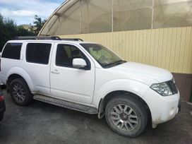 SUV   Nissan Pathfinder 2014 , 2300000 , 