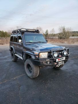 SUV   Toyota Land Cruiser 2012 , 5200000 , -