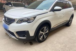 SUV   Peugeot 5008 2020 , 2050000 , 