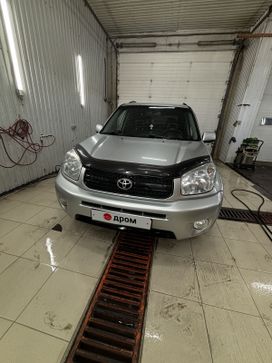 SUV   Toyota RAV4 2004 , 850000 ,  