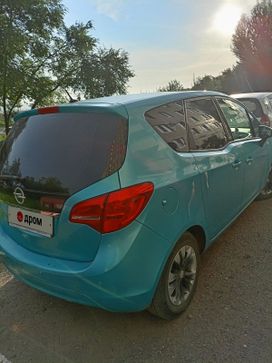   Opel Meriva 2011 , 700000 , 