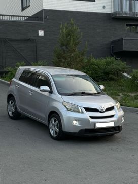  Toyota ist 2008 , 690000 , 