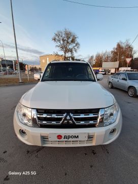 SUV   Mitsubishi Pajero 2013 , 2200000 , 