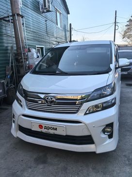    Toyota Vellfire 2013 , 3200000 , 