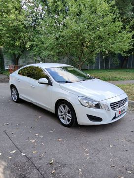  Volvo S60 2013 , 1800000 , -