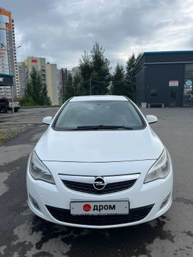  Opel Astra 2012 , 760000 , 