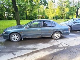  Nissan Maxima 1997 , 210000 , 