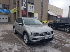 SUV   Volkswagen Tiguan 2018 , 2800000 , 