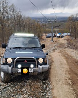  3  Mitsubishi Pajero 1992 , 440000 , 