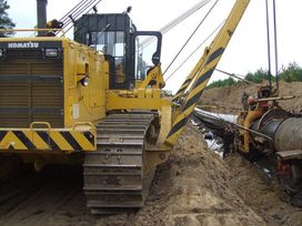 Трубоуклад‡ик Komatsu D355C 2010 года, 18000000 рублей, 