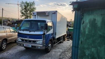   Hino Dutro 2004 , 3200000 , 