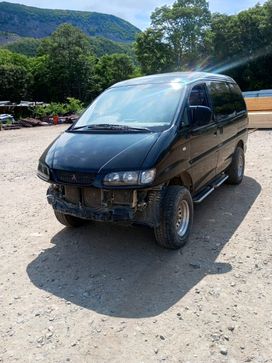    Mitsubishi Delica 2003 , 450000 , 