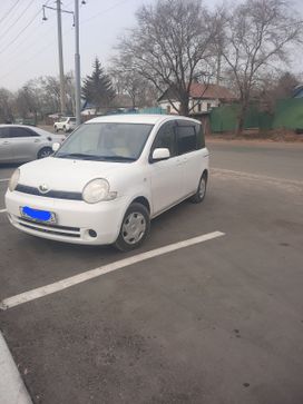    Toyota Sienta 2004 , 545000 , 