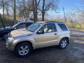  3  Suzuki Grand Vitara 2006 , 990000 , 