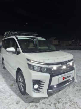    Toyota Voxy 2014 , 2110000 , 