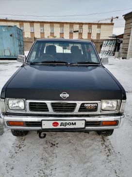  Nissan Datsun 1993 , 700000 , 