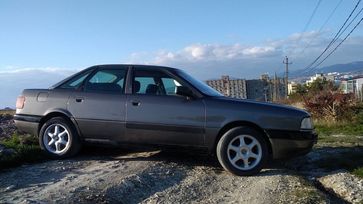  Audi 80 1987 , 200000 , 