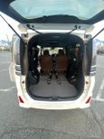    Toyota Voxy 2020 , 2850000 , 