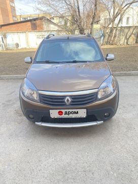  Renault Sandero Stepway 2014 , 690000 , 