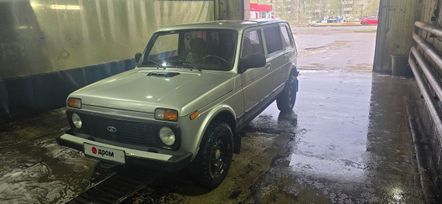 SUV    4x4 2131  2014 , 440000 , 
