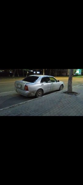  Toyota Progres 2000 , 539000 , 