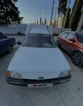  3  Ford Fiesta 1992 , 150000 , 