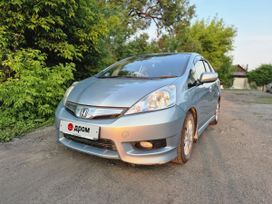  Honda Fit Shuttle 2013 , 1100000 , 