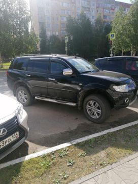 SUV   Mitsubishi Pajero Sport 2011 , 1650000 , 