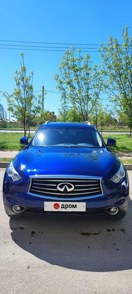 SUV   Infiniti QX70 2014 , 2450000 , 