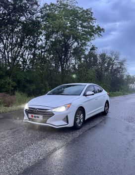  Hyundai Elantra 2018 , 1800000 , 
