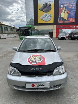 Toyota Platz 2001 , 200000 , 