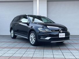  Volkswagen Golf 2017 , 1300000 , 