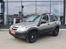 SUV   Chevrolet Niva 2018 , 650000 , 
