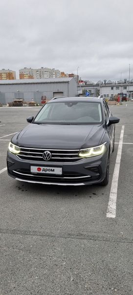 SUV   Volkswagen Tiguan 2021 , 3350000 , 