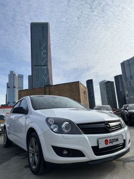  Opel Astra 2013 , 750000 , 