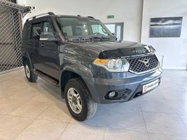 SUV     2016 , 945000 , 