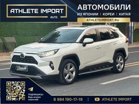 SUV   Toyota RAV4 2021 , 1745000 , 