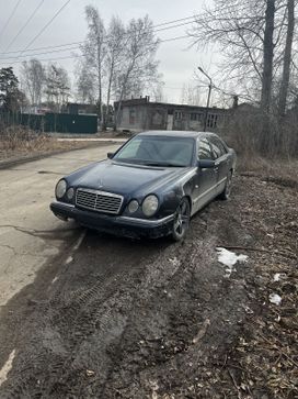  Mercedes-Benz E-Class 1997 , 500000 , 