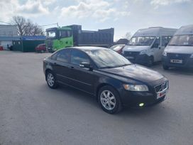  Volvo S40 2010 , 600000 , 