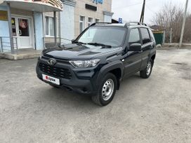 SUV      2023 , 1050000 , 