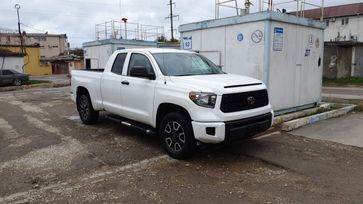  Toyota Tundra 2021 , 4900000 , 