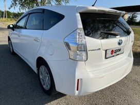    Toyota Prius Alpha 2013 , 1300000 , 