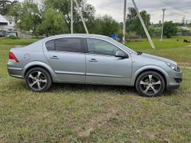  Opel Astra 2012 , 680000 , 