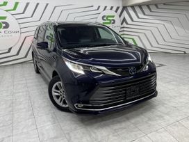    Toyota Sienna 2022 , 5550000 , 