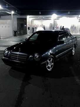  Mercedes-Benz E-Class 1996 , 320000 , 